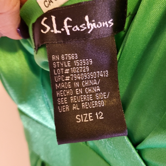 Marilyn Style Green Party Dress - Picture 3 of 8